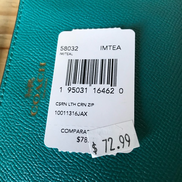 Coach wristlet🎈🎈 - Picture 3 of 4